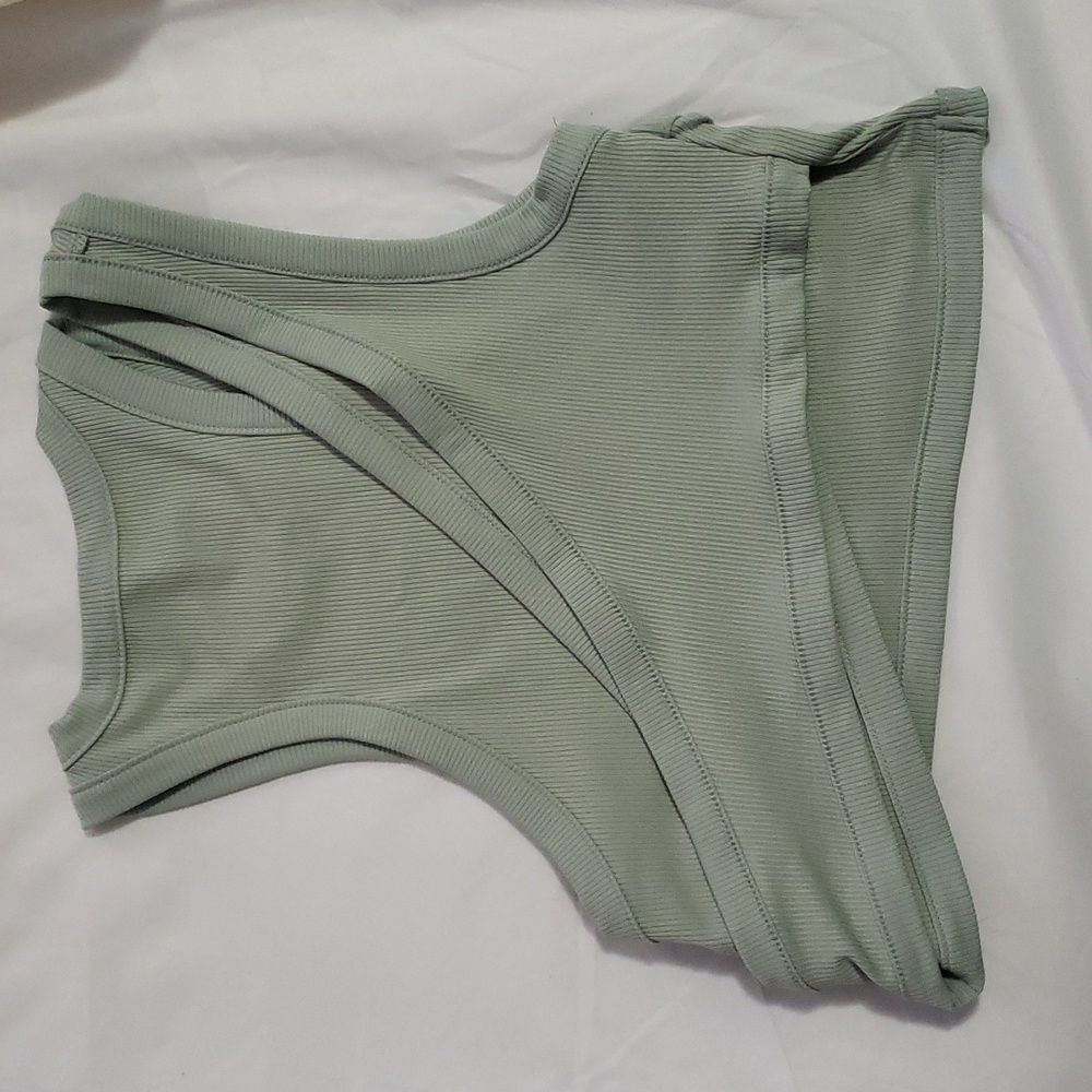 Green Cider rib cut out top